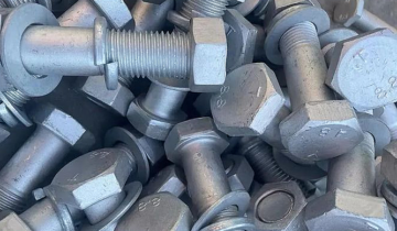 Hot-Dip Galvanizing for Fasteners: Heavy-Duty Corrosion Protection